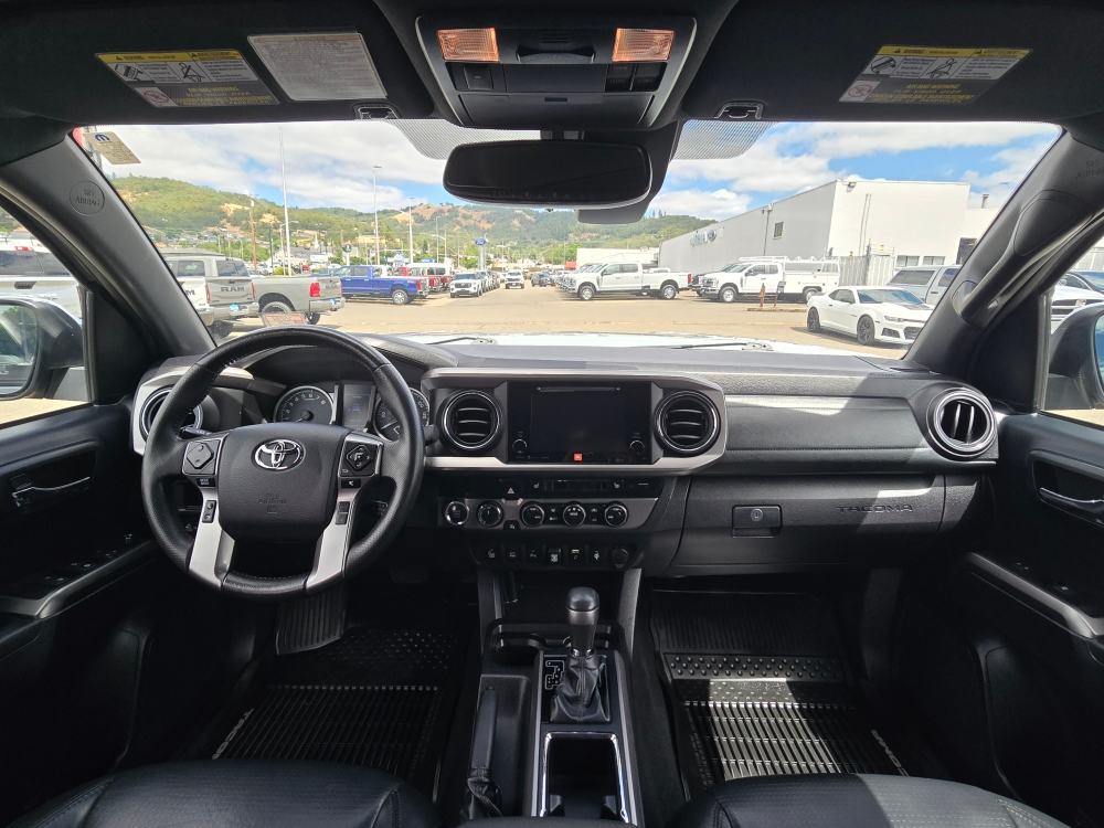 Thumbnail: 2019 Toyota Tacoma - 11
