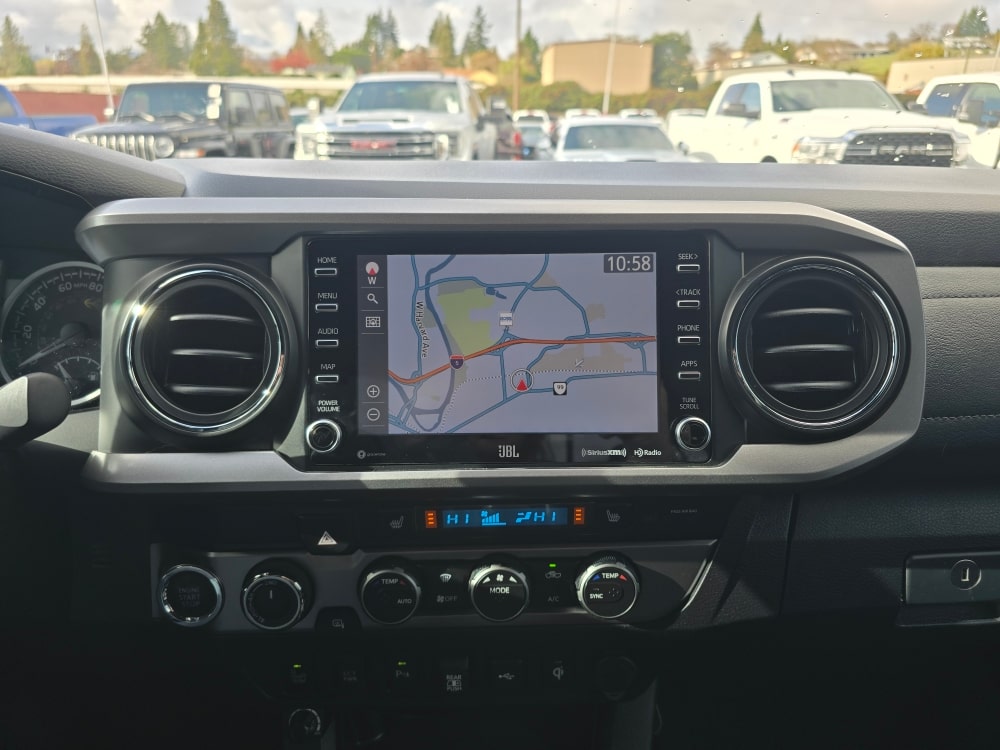 Thumbnail: 2021 Toyota Tacoma - 11