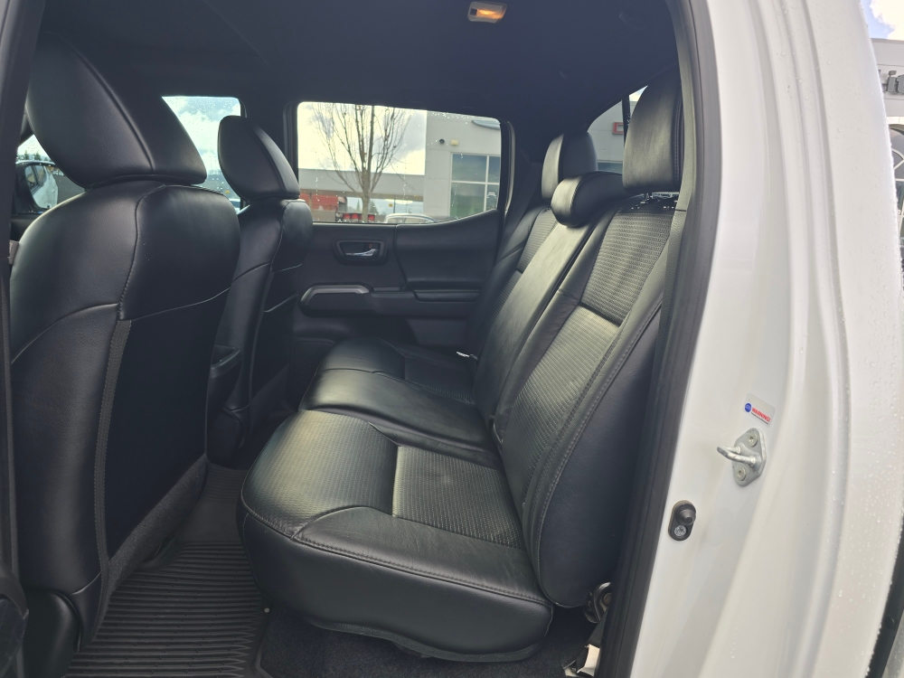 Thumbnail: 2021 Toyota Tacoma - 9