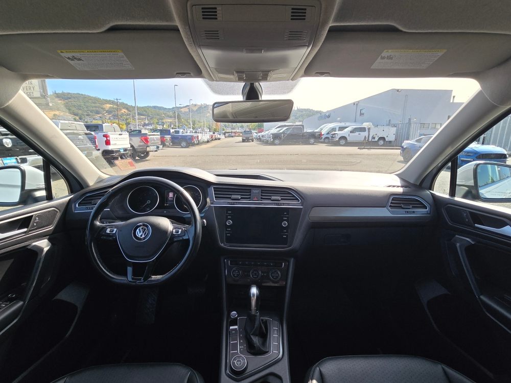 Thumbnail: 2019 Volkswagen Tiguan - 11