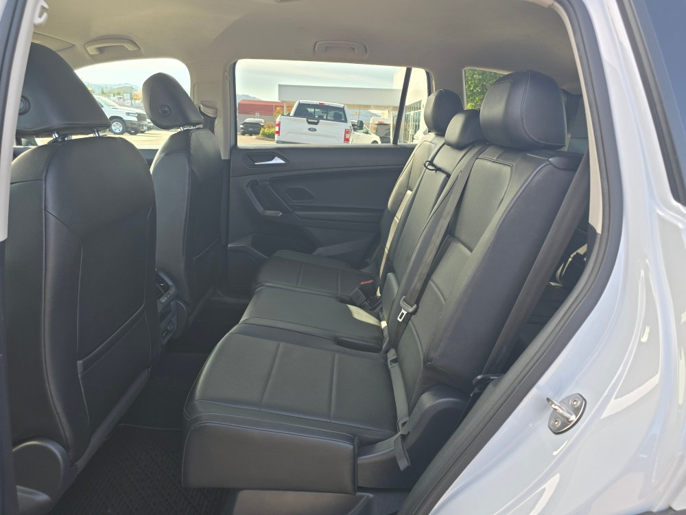 Thumbnail: 2019 Volkswagen Tiguan - 9