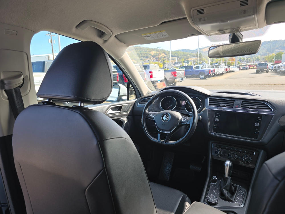 Thumbnail: 2019 Volkswagen Tiguan - 2