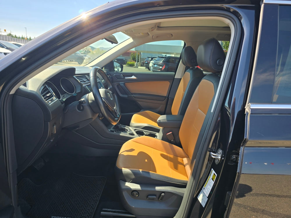 Thumbnail: 2018 Volkswagen Tiguan - 9