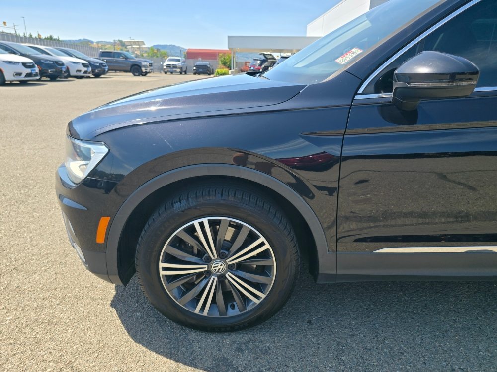 Thumbnail: 2018 Volkswagen Tiguan - 7