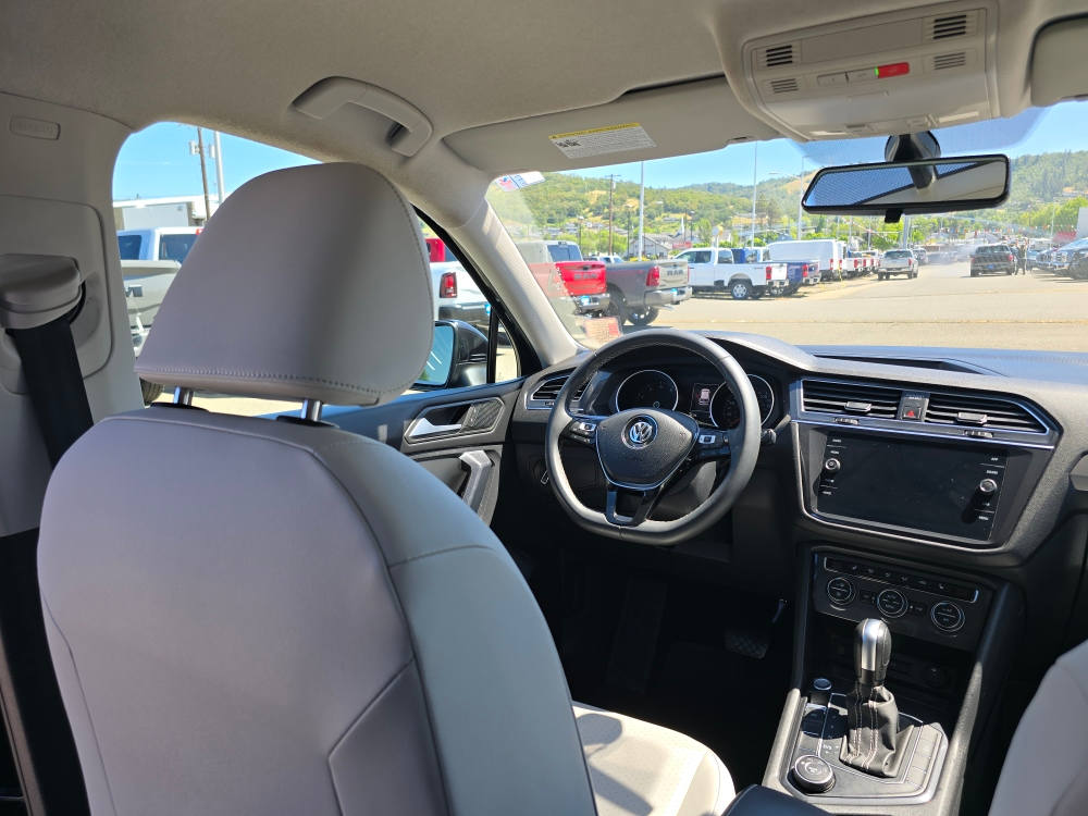 Thumbnail: 2021 Volkswagen Tiguan - 2