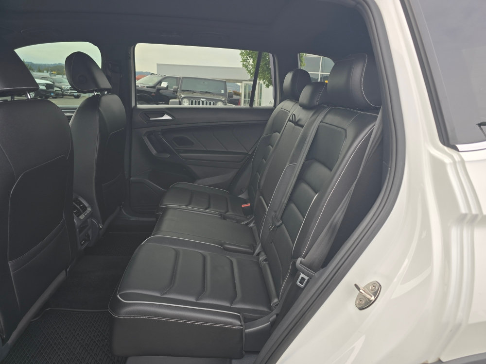 Thumbnail: 2021 Volkswagen Tiguan - 10