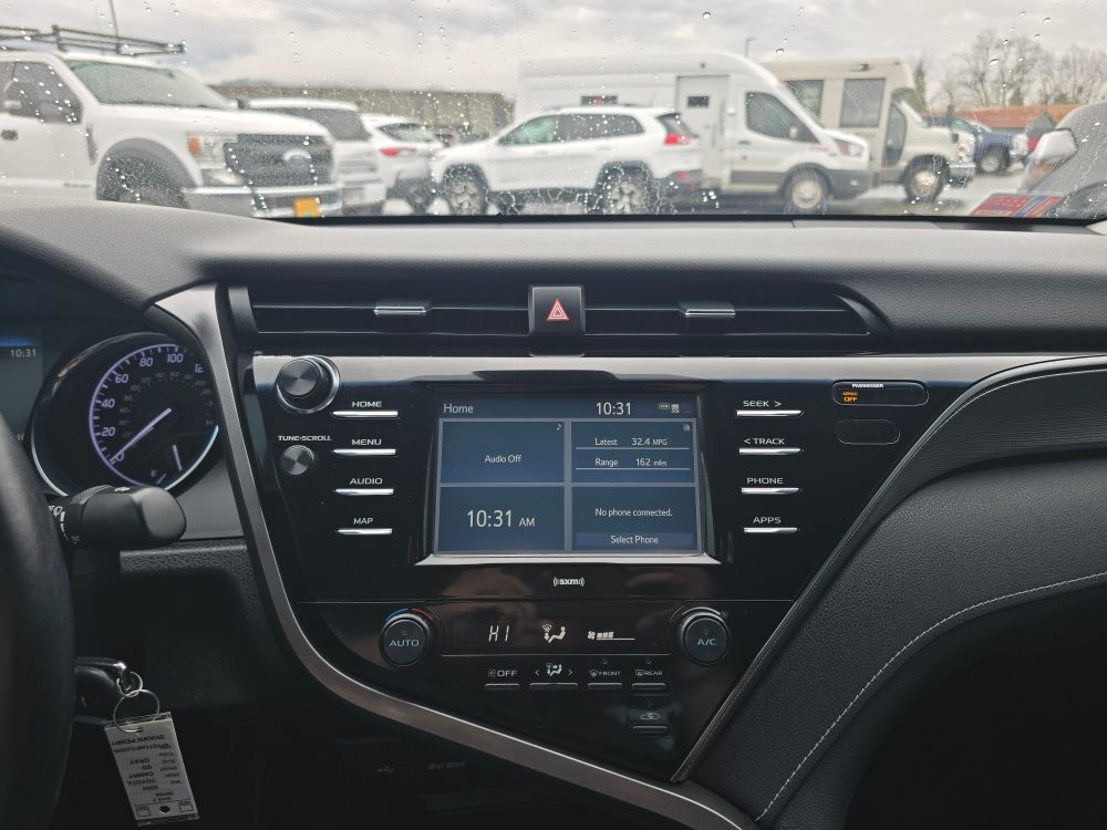 Thumbnail: 2020 Toyota Camry - 12