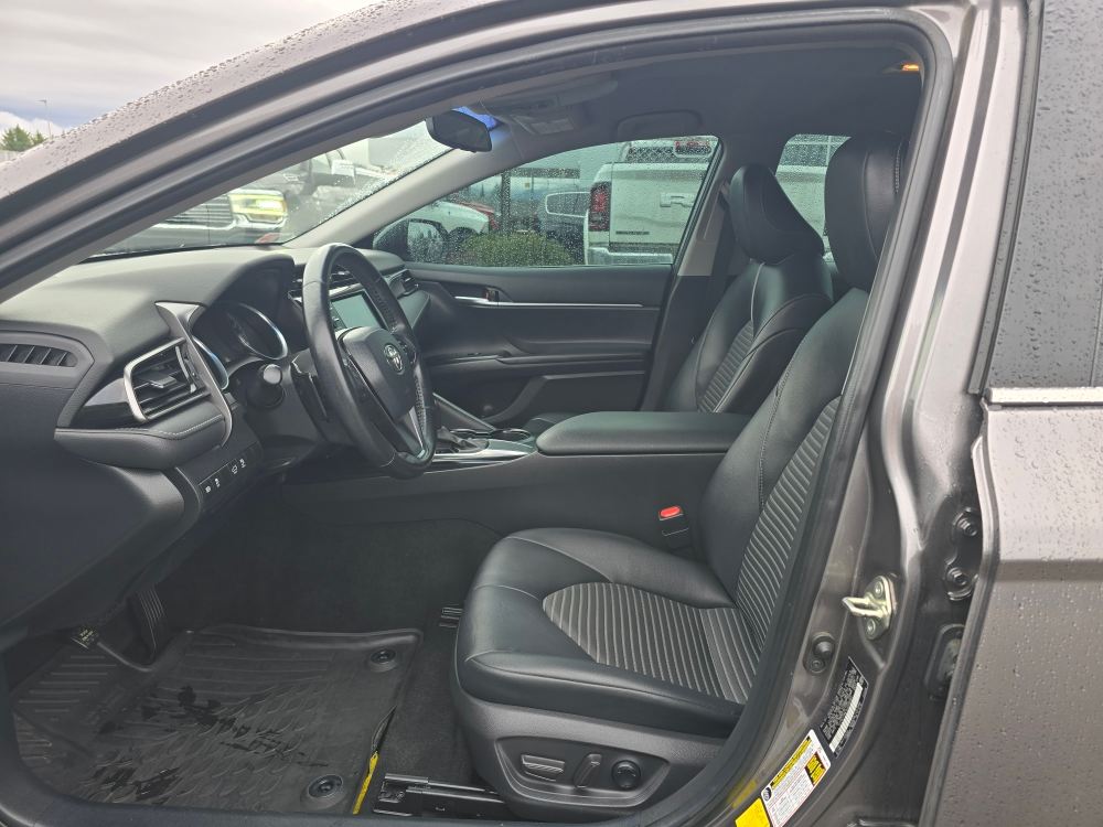 Thumbnail: 2020 Toyota Camry - 8