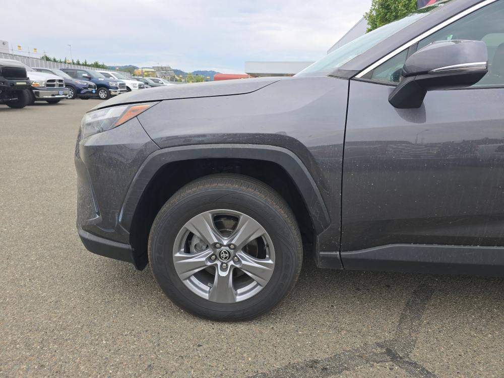 Thumbnail: 2022 Toyota RAV4 - 5