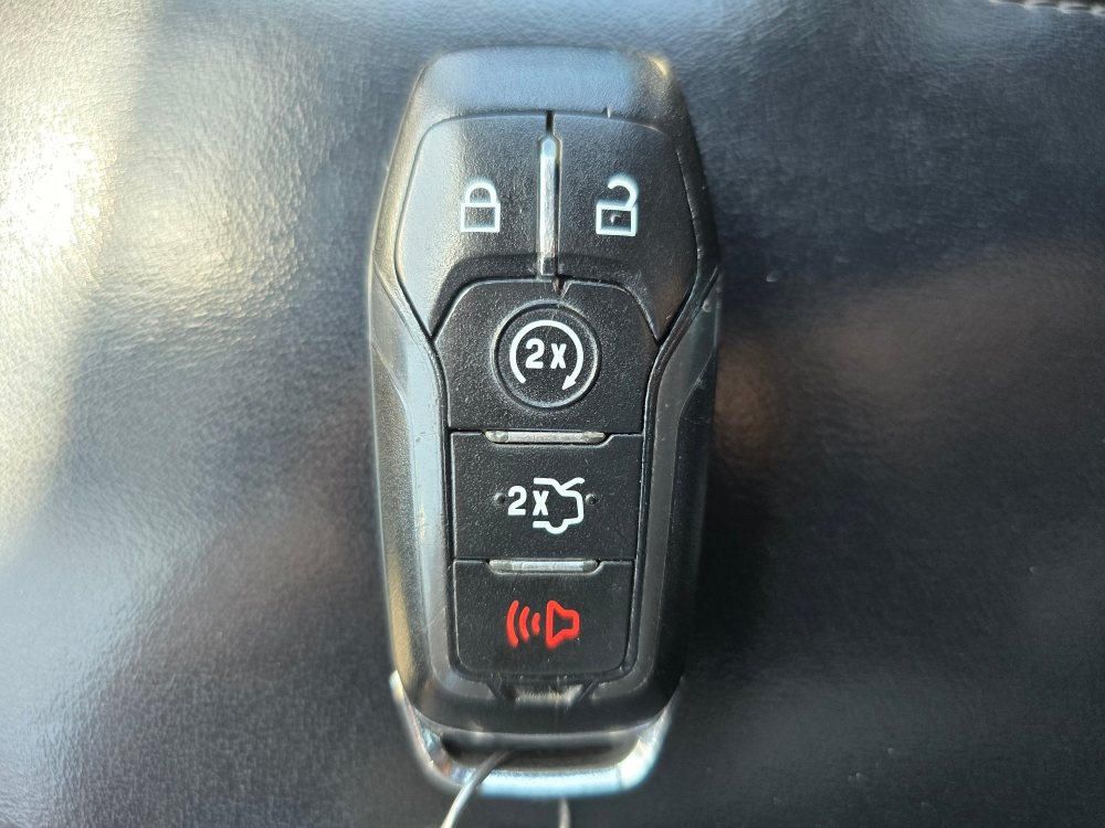 Thumbnail: 2016 Lincoln MKC - 13