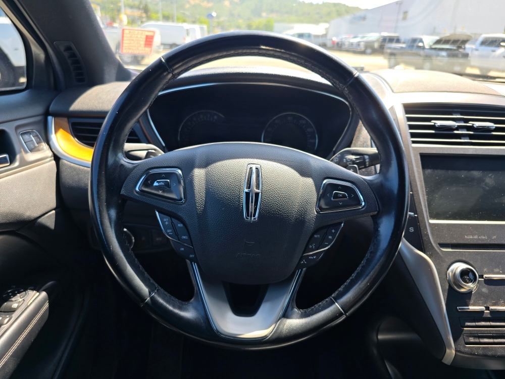 Thumbnail: 2016 Lincoln MKC - 7