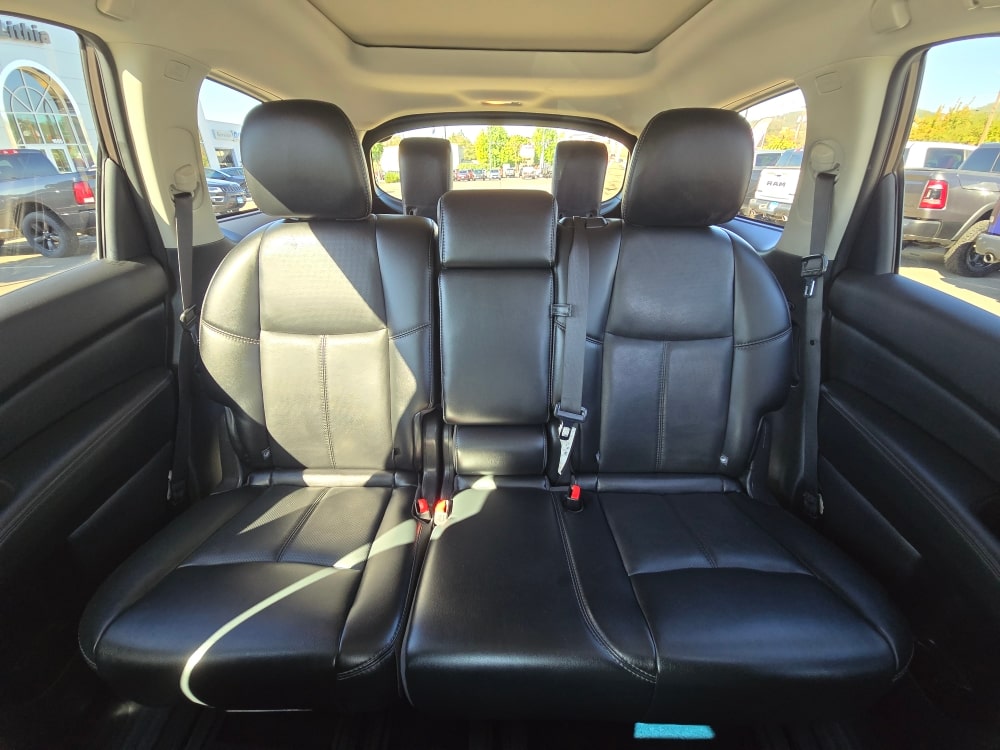 Thumbnail: 2016 Nissan Pathfinder - 21