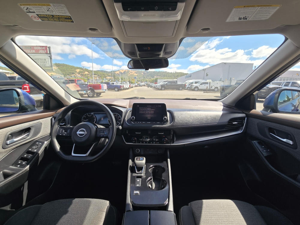Thumbnail: 2022 Nissan Rogue - 11