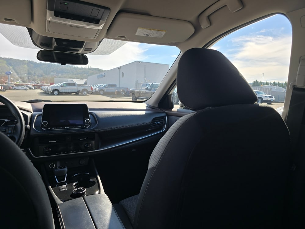Thumbnail: 2023 Nissan Rogue - 10