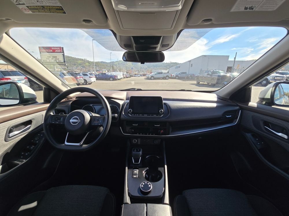 Thumbnail: 2023 Nissan Rogue - 11
