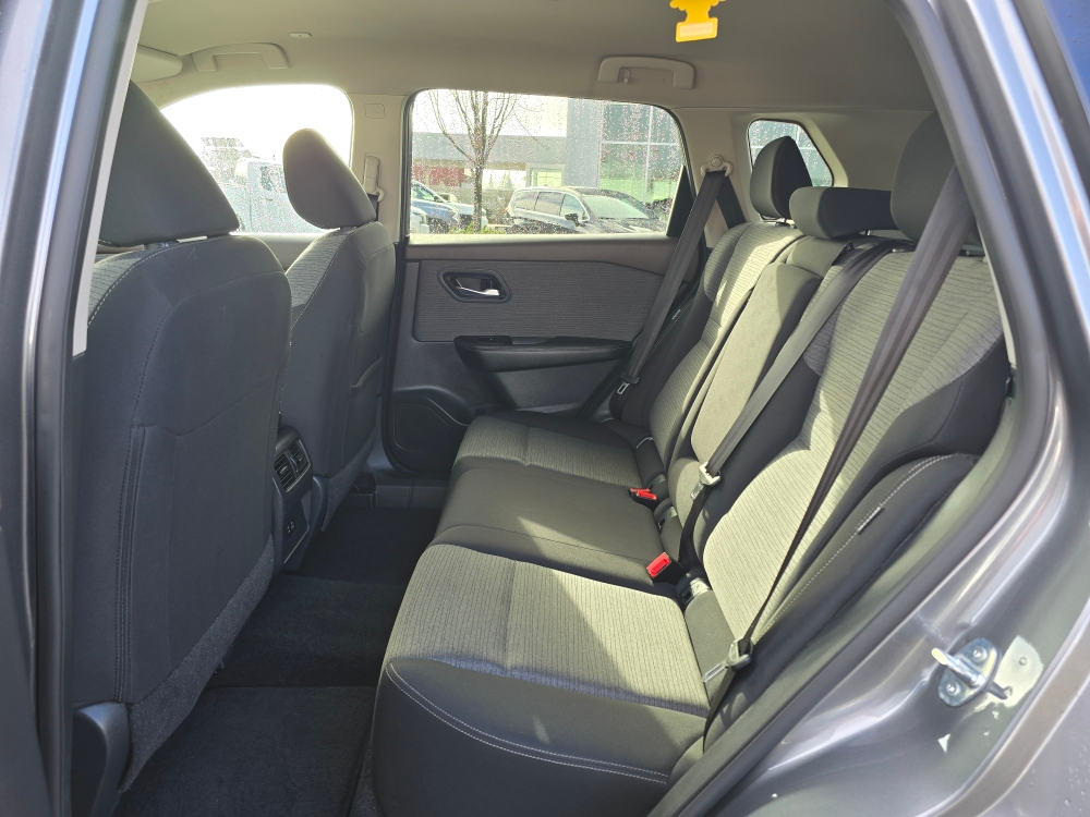 Thumbnail: 2023 Nissan Rogue - 9