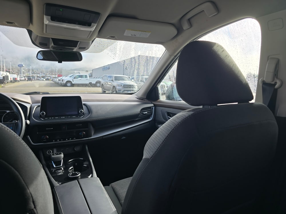 Thumbnail: 2023 Nissan Rogue - 10