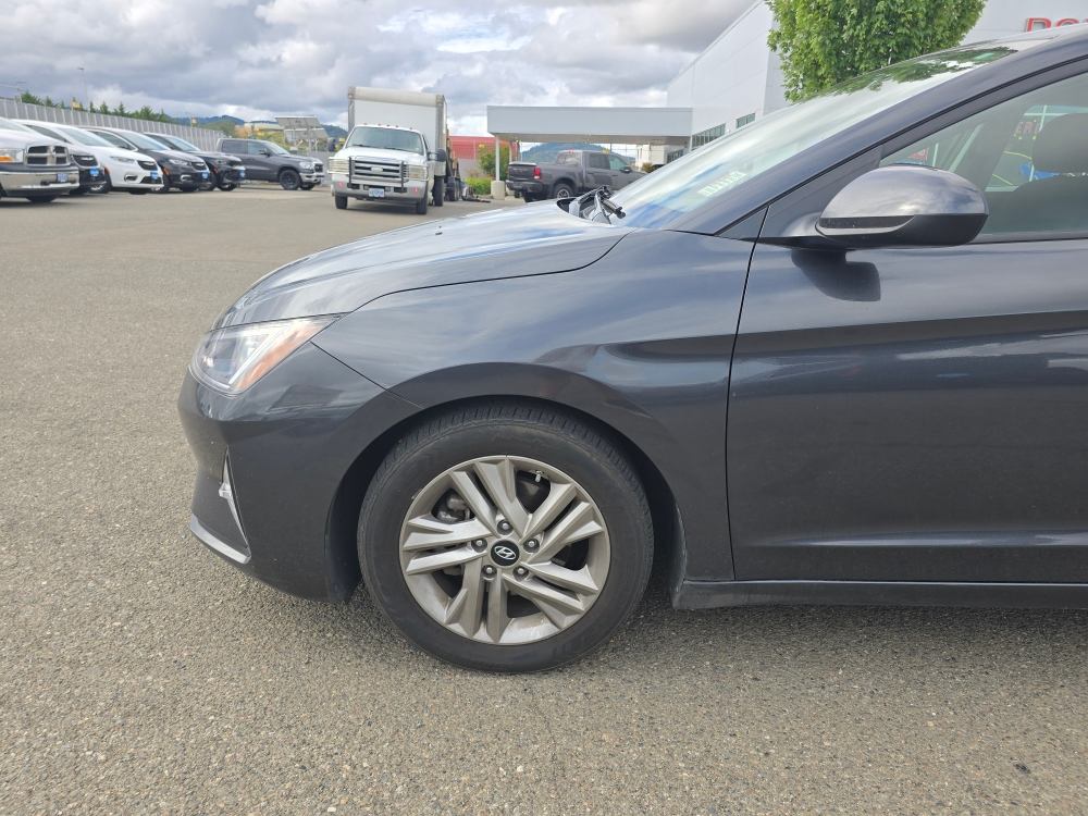 Thumbnail: 2020 Hyundai Elantra - 4