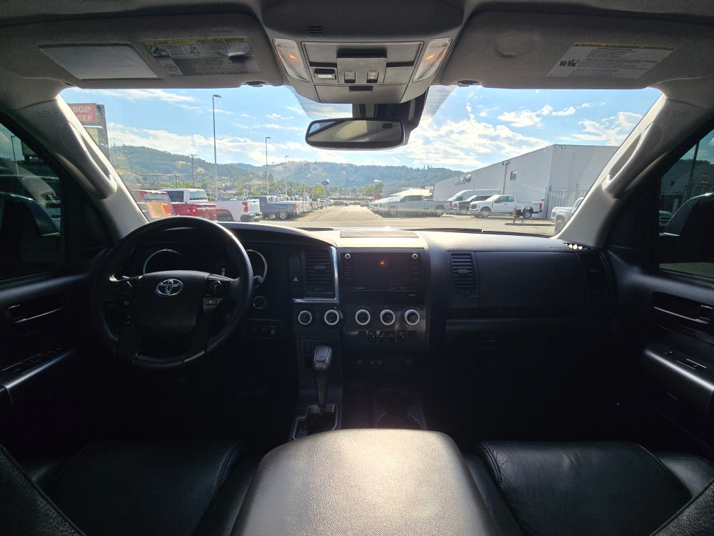 Thumbnail: 2021 Toyota Sequoia - 10