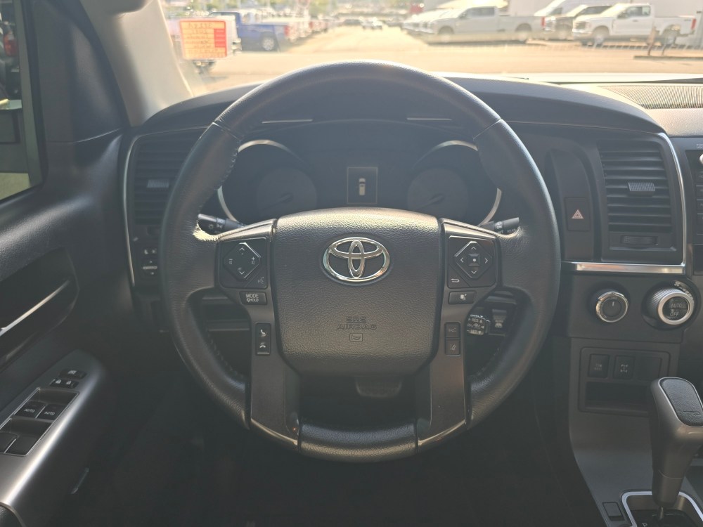 Thumbnail: 2021 Toyota Sequoia - 7