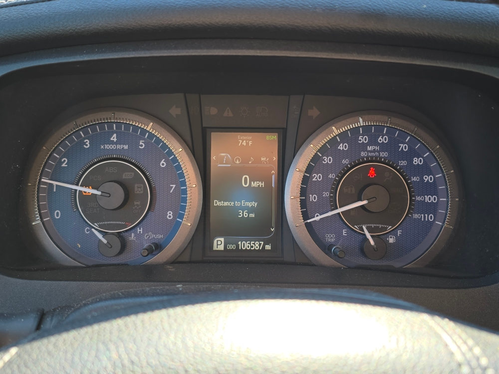 Thumbnail: 2019 Toyota Sienna - 21