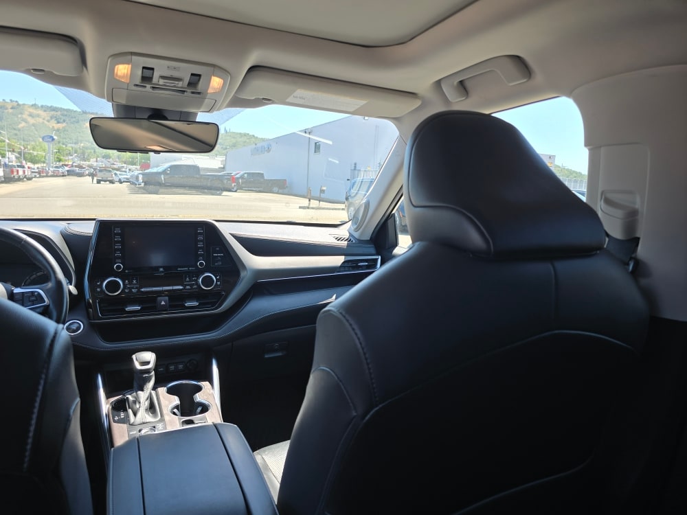 Thumbnail: 2020 Toyota Highlander - 19