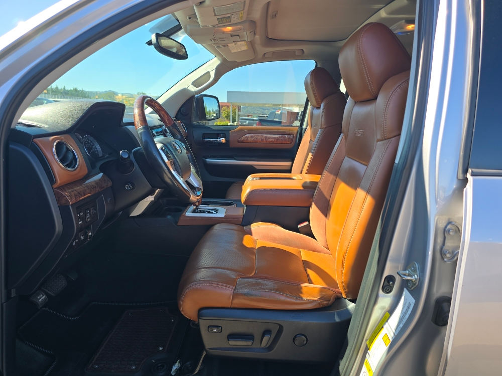 Thumbnail: 2017 Toyota Tundra - 8