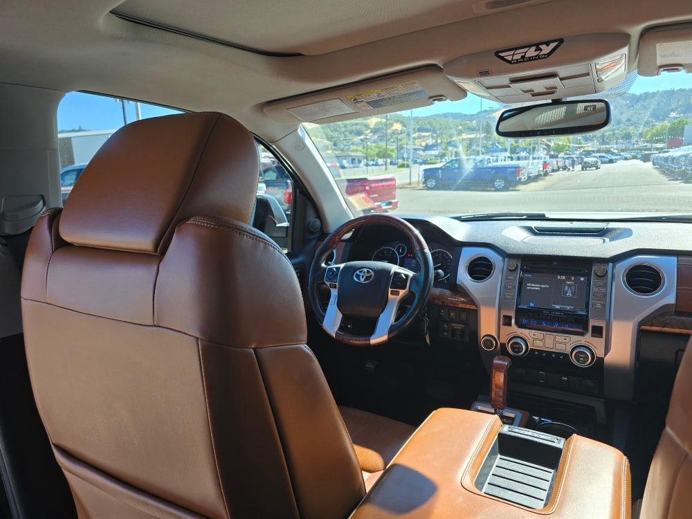 Thumbnail: 2017 Toyota Tundra - 2