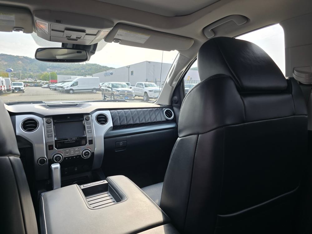 Thumbnail: 2018 Toyota Tundra - 9