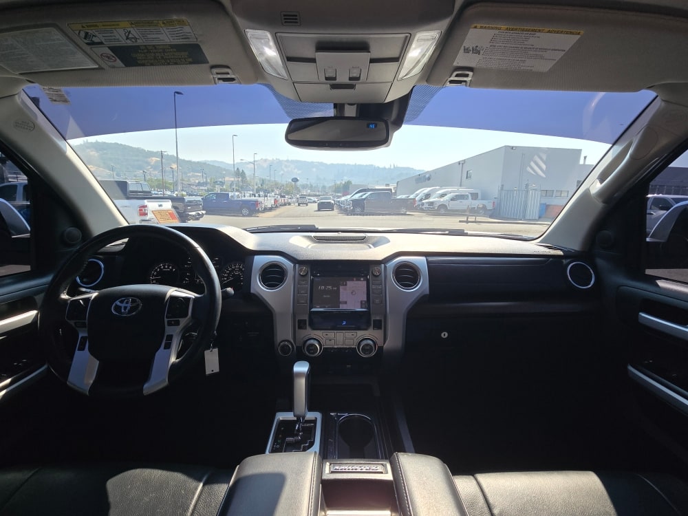 Thumbnail: 2018 Toyota Tundra - 11