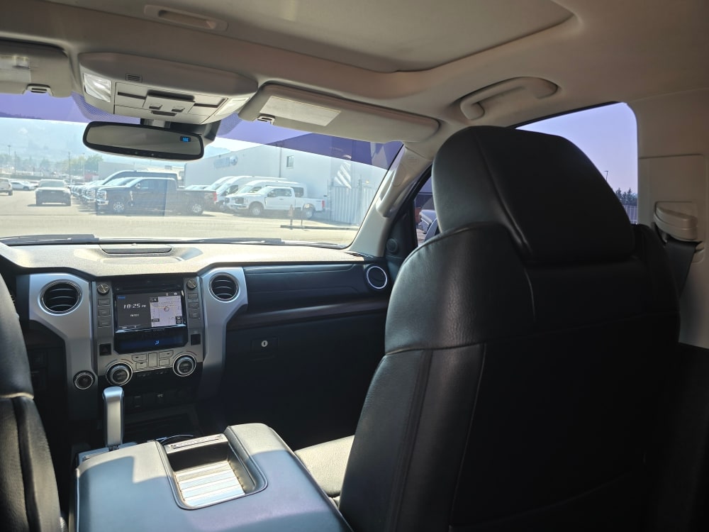 Thumbnail: 2018 Toyota Tundra - 9