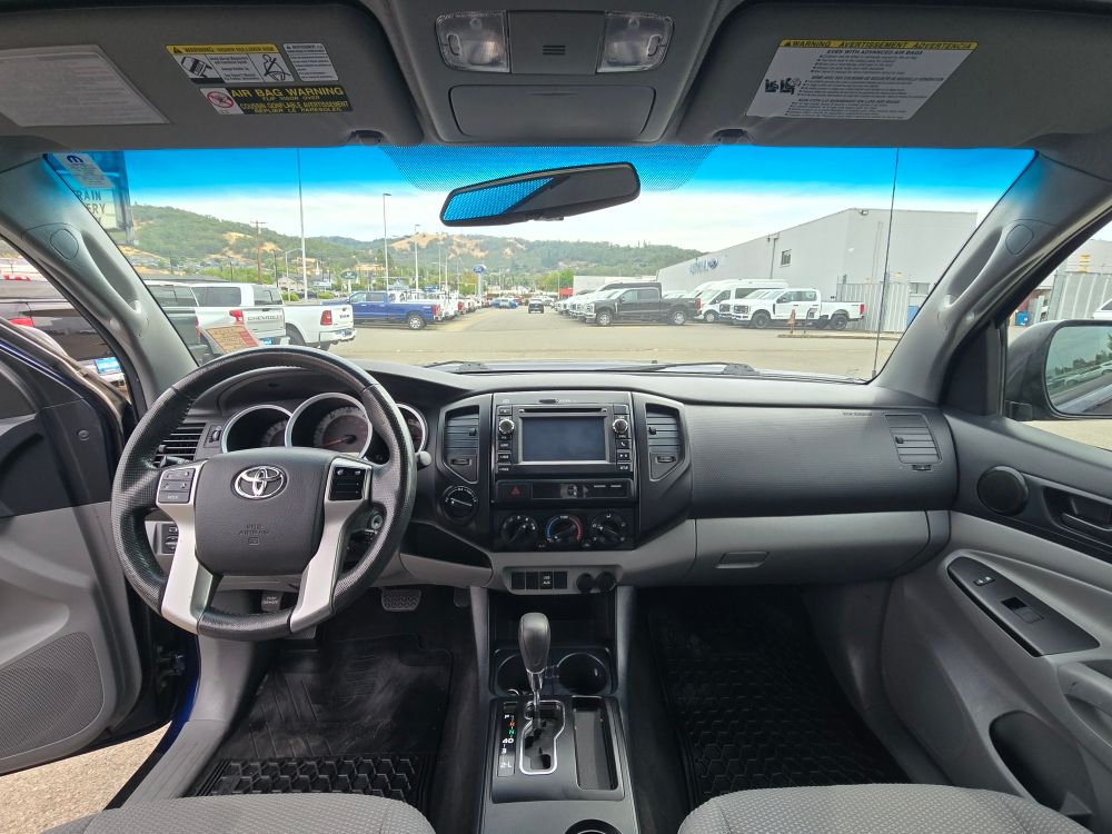 Thumbnail: 2013 Toyota Tacoma - 12