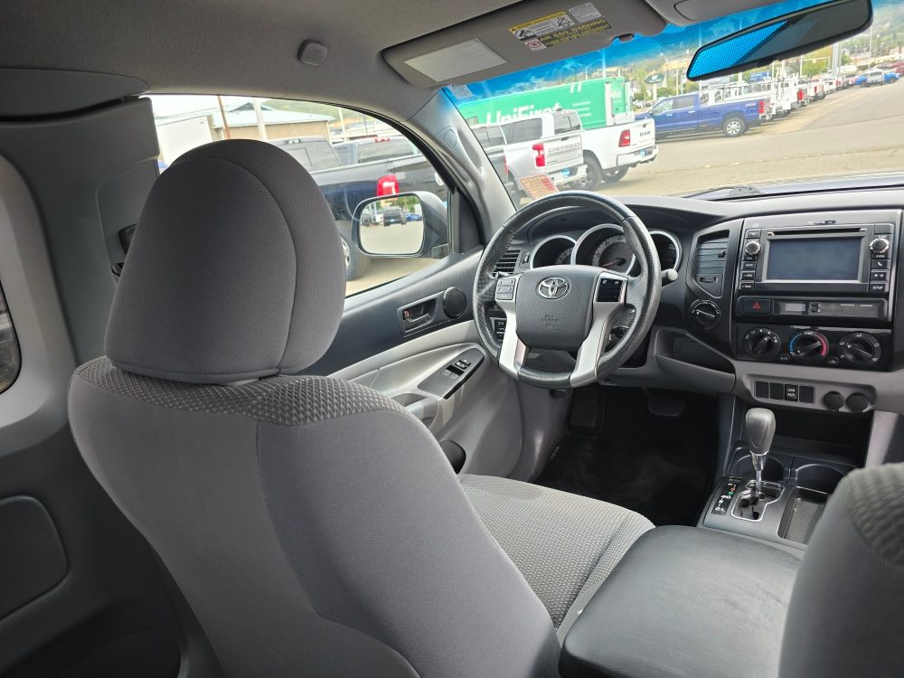 Thumbnail: 2013 Toyota Tacoma - 7