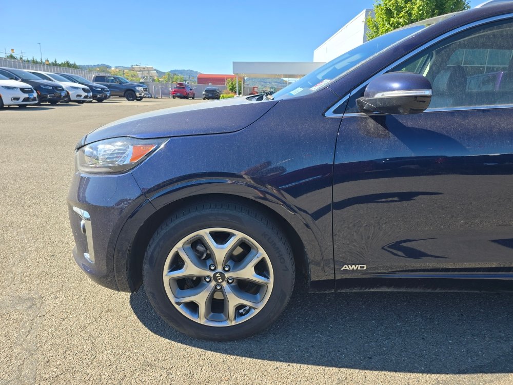 Thumbnail: 2020 Kia Sorento - 4