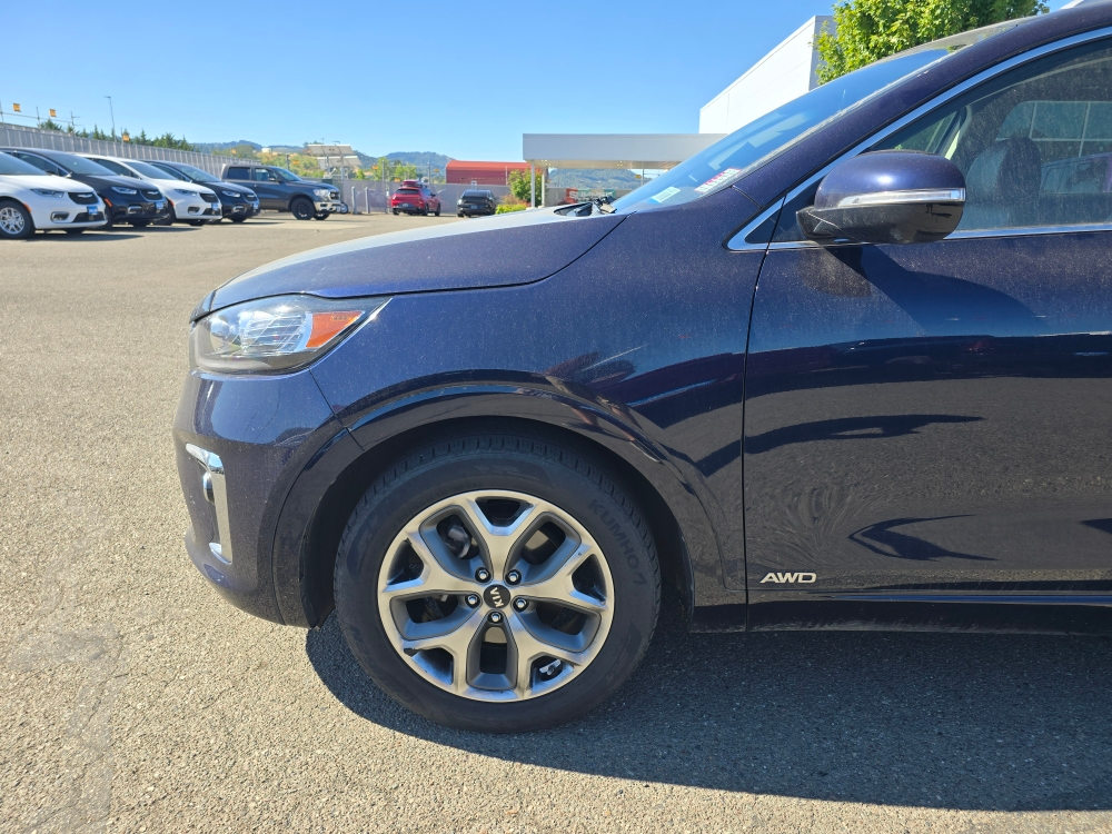 Thumbnail: 2020 Kia Sorento - 20