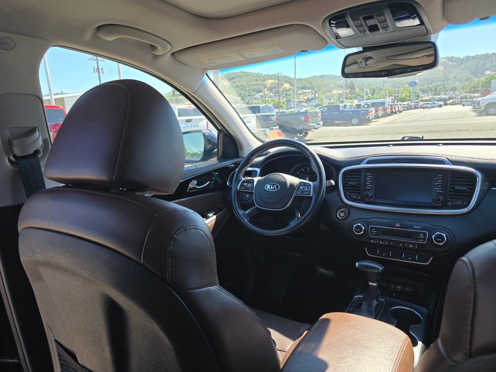 Thumbnail: 2020 Kia Sorento - 2