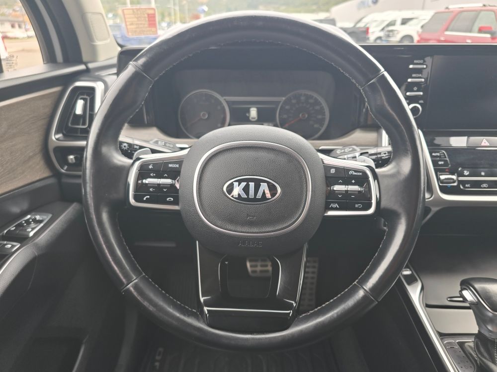 Thumbnail: 2021 Kia Sorento - 7