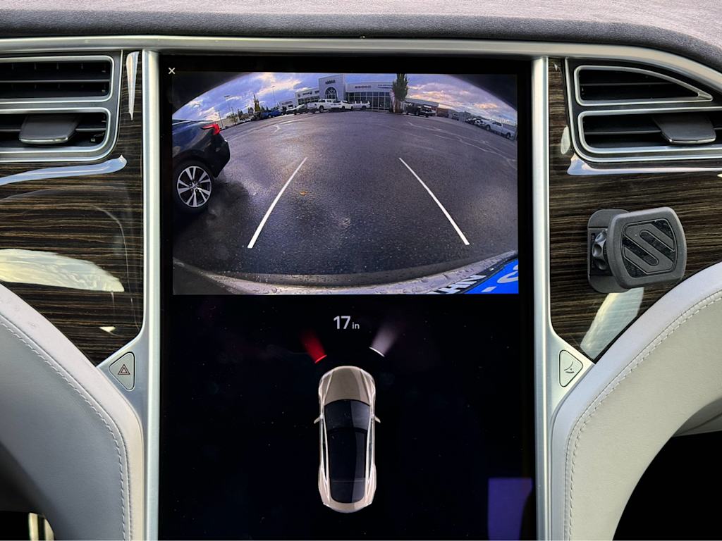 2016 Tesla Model S P90D 21