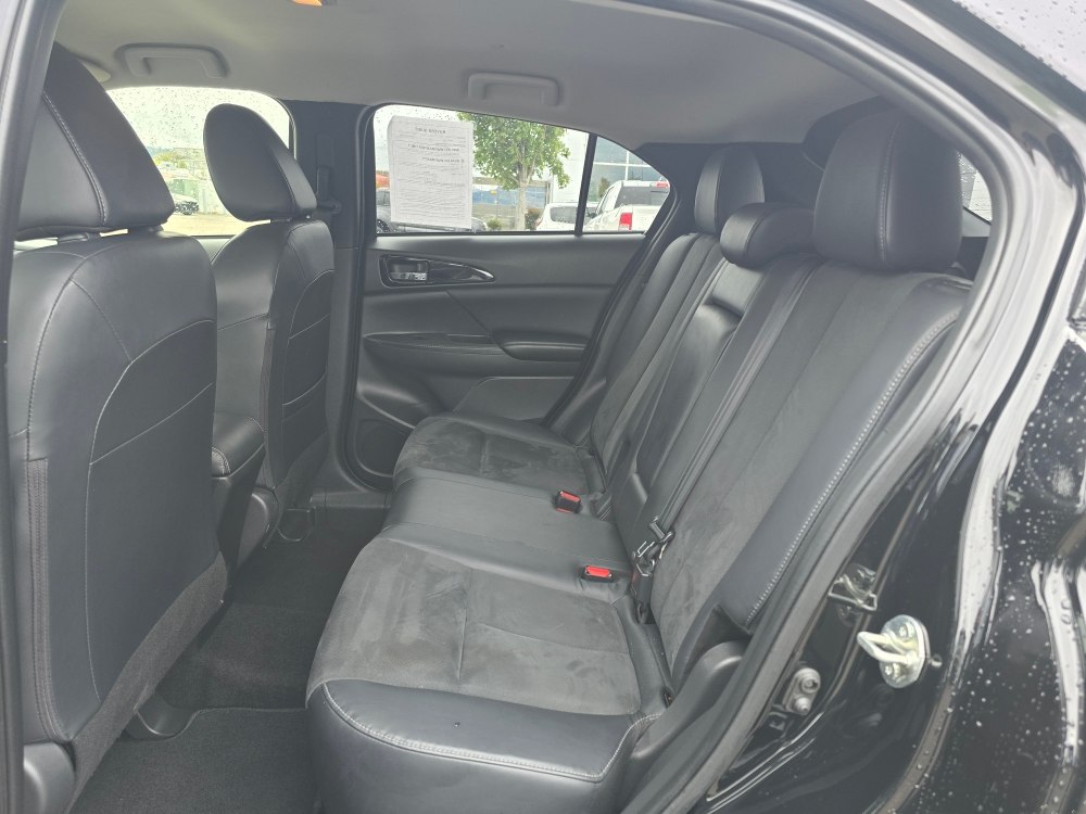 Thumbnail: 2022 Mitsubishi Eclipse Cross - 9