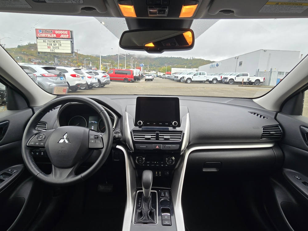 Thumbnail: 2022 Mitsubishi Eclipse Cross - 11