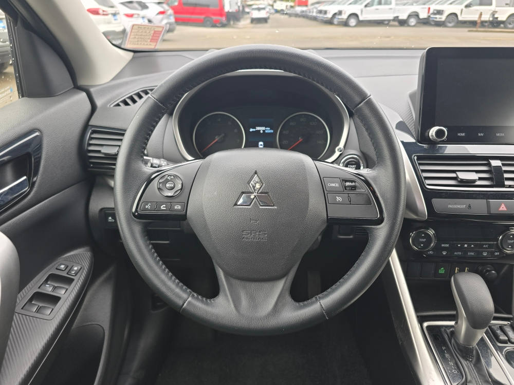 Thumbnail: 2022 Mitsubishi Eclipse Cross - 7