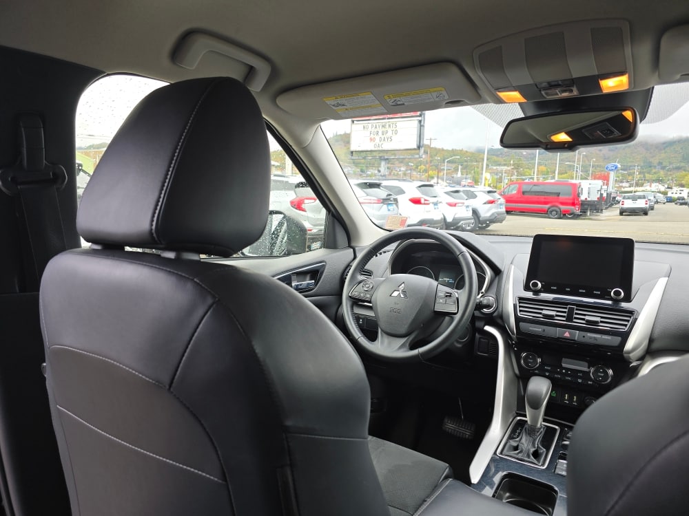 Thumbnail: 2022 Mitsubishi Eclipse Cross - 2