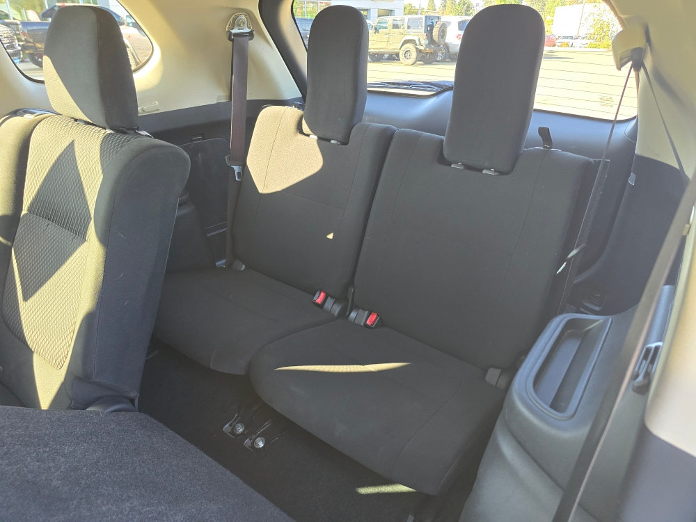 Thumbnail: 2018 Mitsubishi Outlander - 20