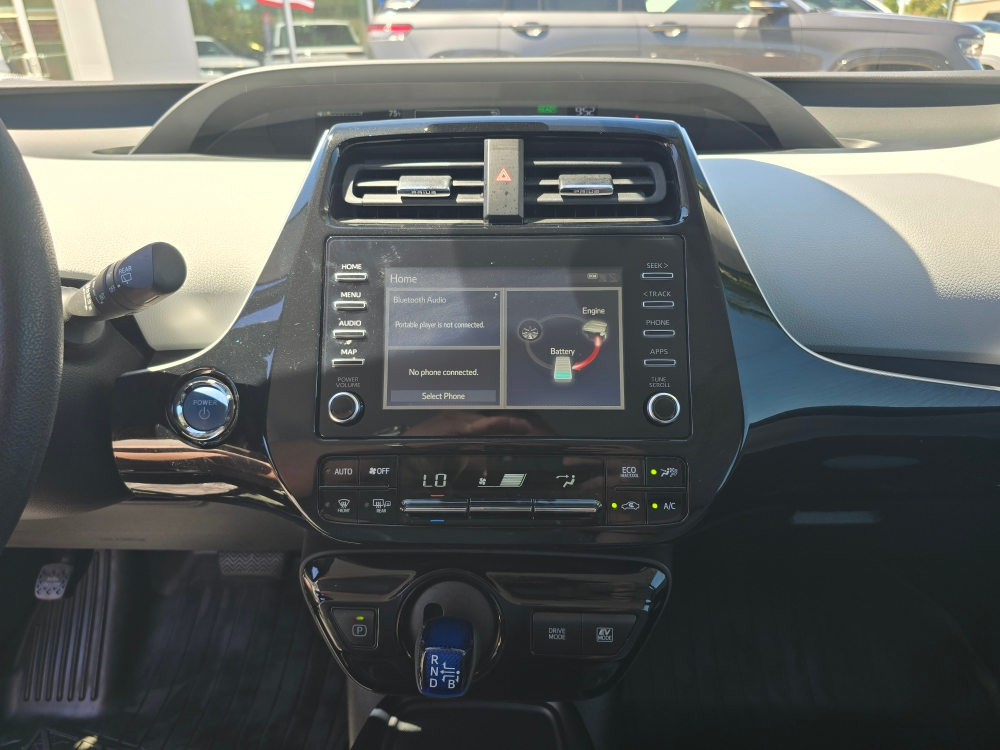 Thumbnail: 2020 Toyota Prius - 12