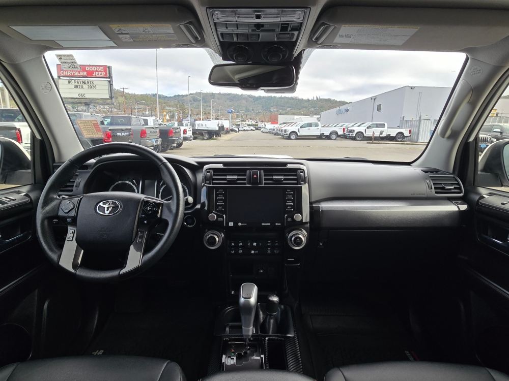 Thumbnail: 2020 Toyota 4Runner - 11