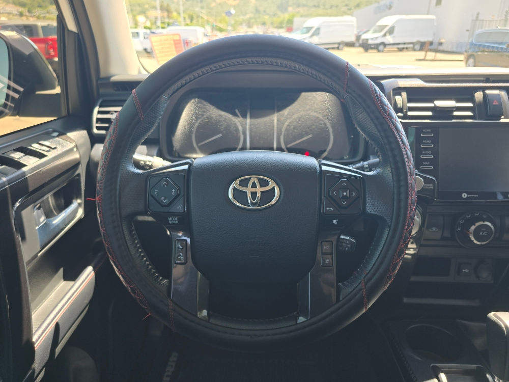 Thumbnail: 2020 Toyota 4Runner - 7