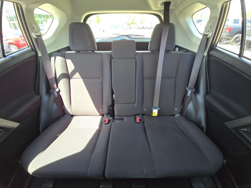 Thumbnail: 2015 Toyota RAV4 - 20