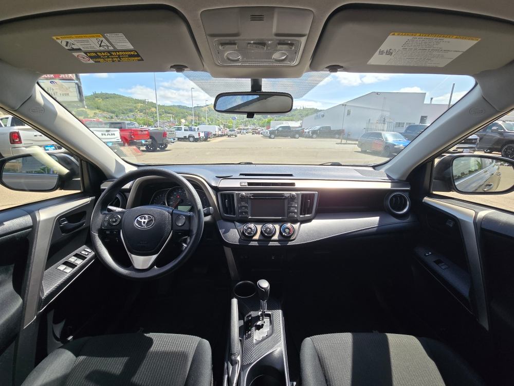 Thumbnail: 2015 Toyota RAV4 - 10