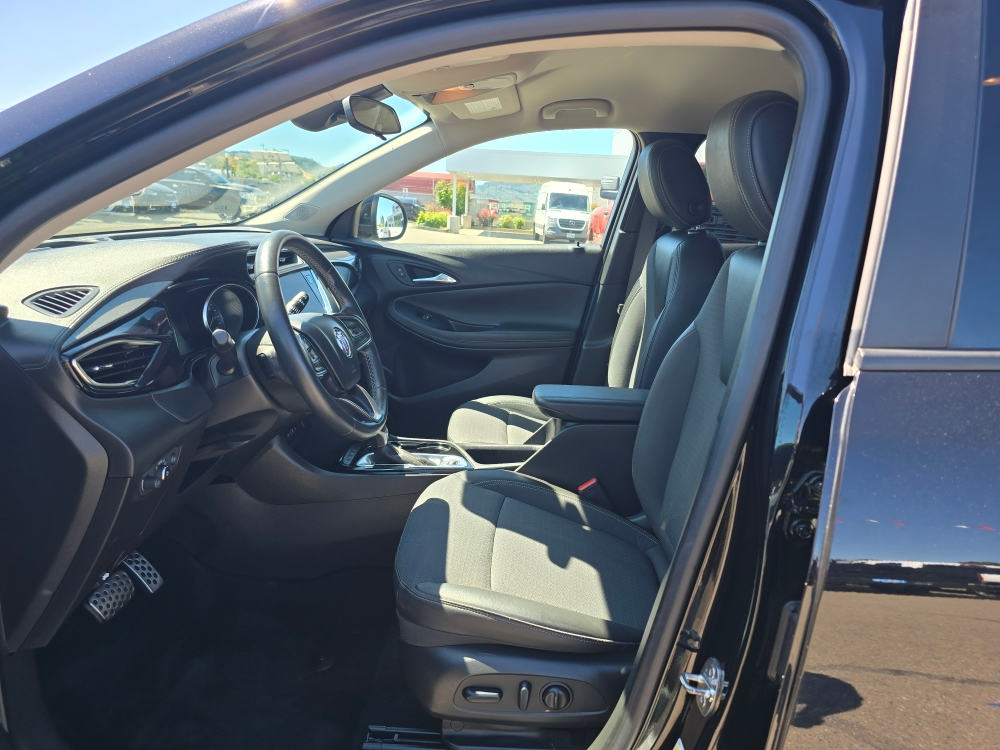 Thumbnail: 2023 Buick Encore GX - 8