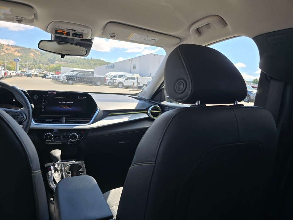 Thumbnail: 2025 Chevrolet Trax - 20